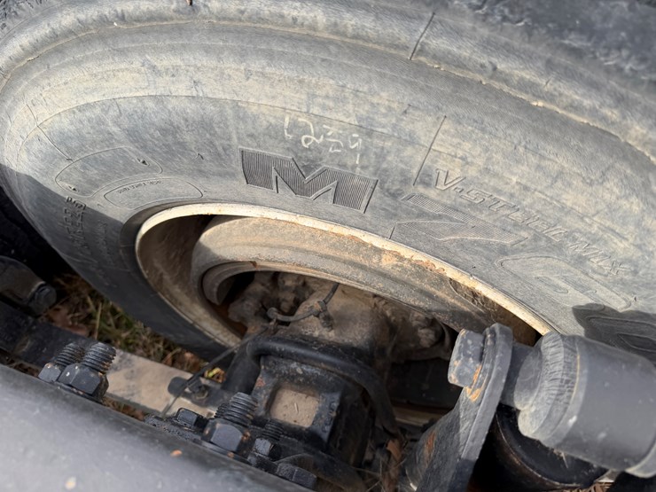 #40955-•-2016-freightliner-cascadia-t/a-daycab-truck-tractor-3akjged54gshn2294-image-15