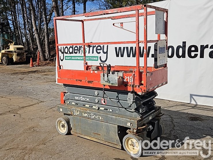 2017-skyjack-sjiii3219-image-7