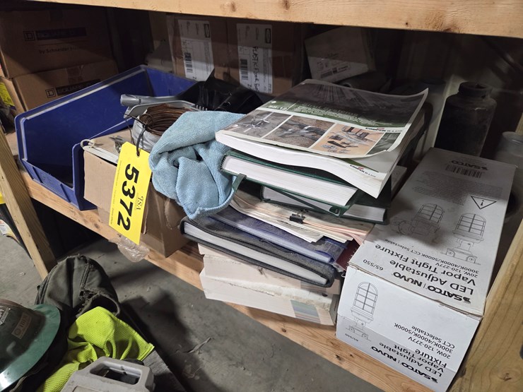 #5372-•-misc.-hardware-and-manuals-image-1