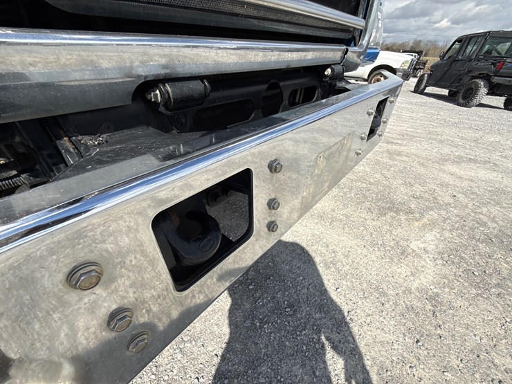 2017-mack-granite-gu713-image-14