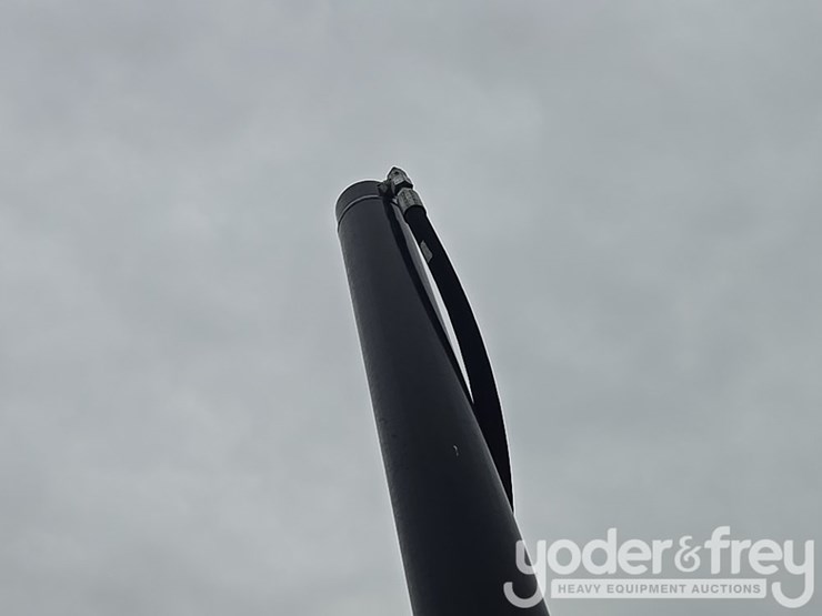 2015-caterpillar-12m3-image-36