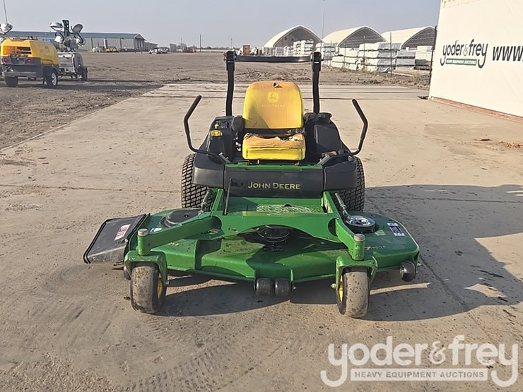 john-deere-72-image-8