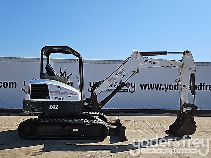 2013-bobcat-e42-image-6