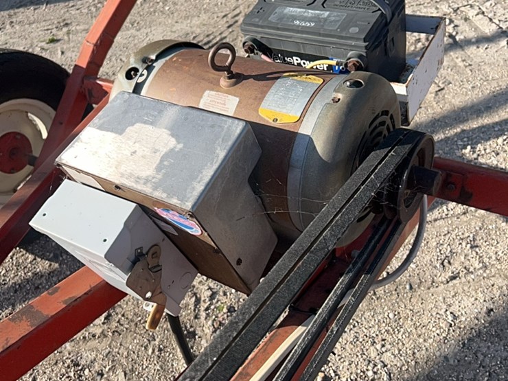 53’-x-8”-sakundiak-auger-with-10-hp-baldor-single-phase-220-electric-motor,-equipped-with-12-v-power-lift-image-21