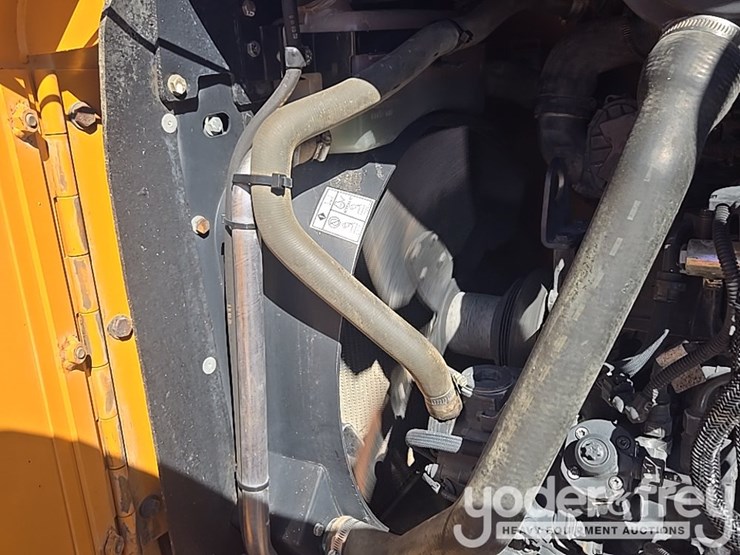 2018-case-586h-image-45