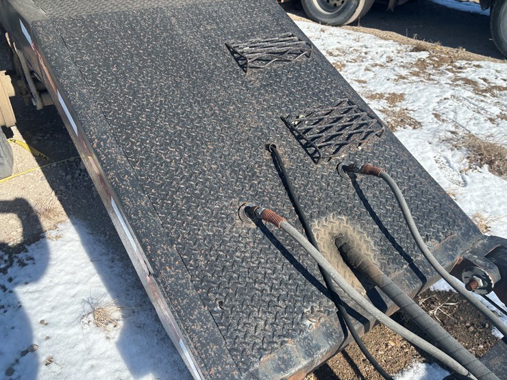 #2292-•-1991-cornhusker-pup-trailer-image-13