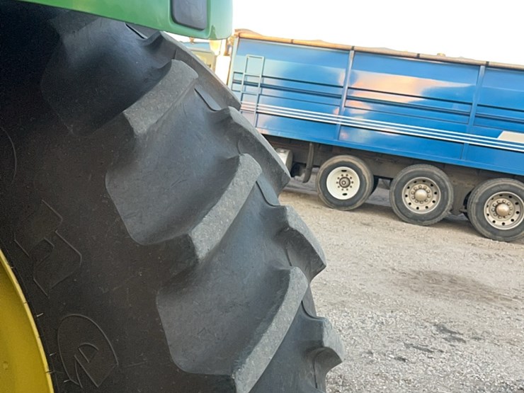 2010-john-deere-2010-image-44