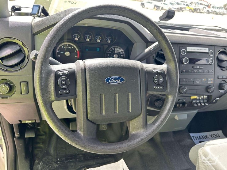 2016-ford-f550-image-11