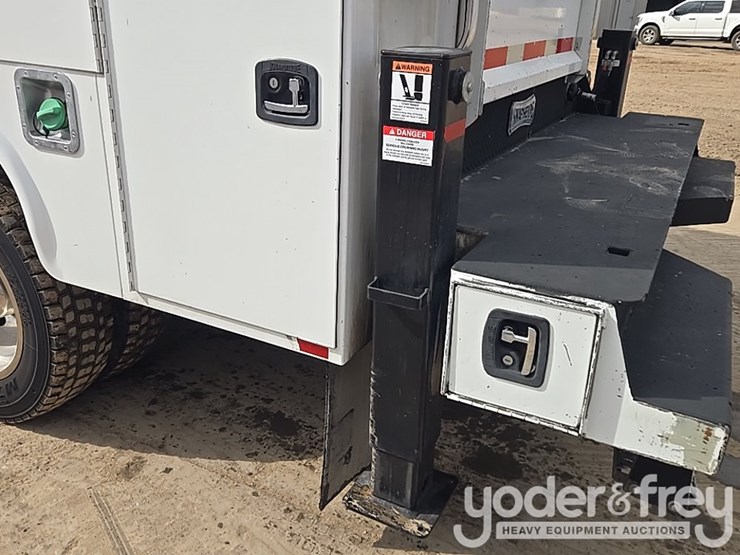 2019-ford-f550-image-20