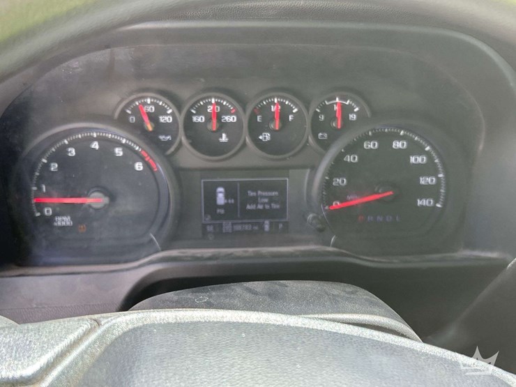 2022-chevrolet-silverado-2500-image-14