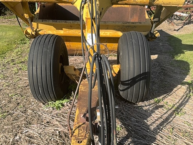 10-yard-ashland-scraper,-hydraulic-push-off,-very-heavy-duty,-works-good-image-3