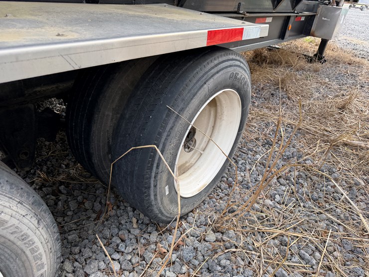 #40961-•-2011-magnolia-/-adams-t/a-fertilizer-tender-trailer-image-9