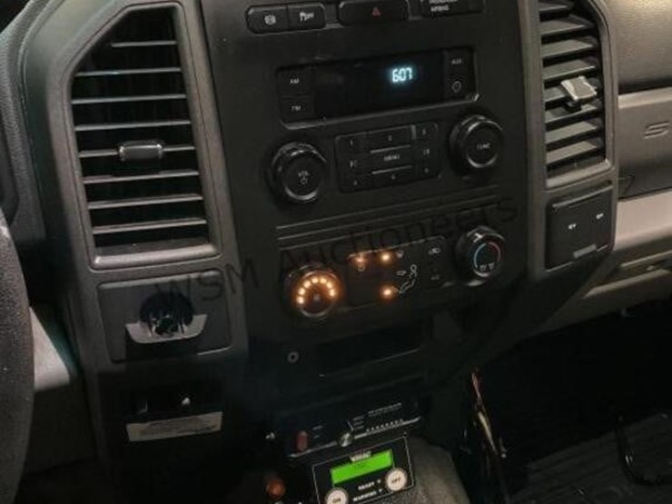 2017-ford-f550-image-21