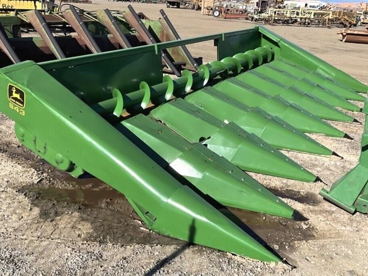 john-deere-843-image-1