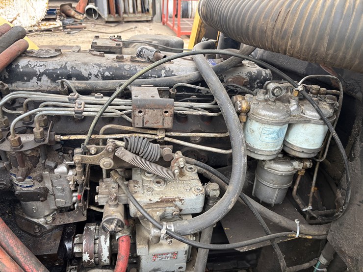 #2302-•-hyster-275-forklift-image-29