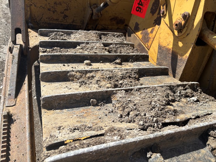 caterpillar-d6m-image-56