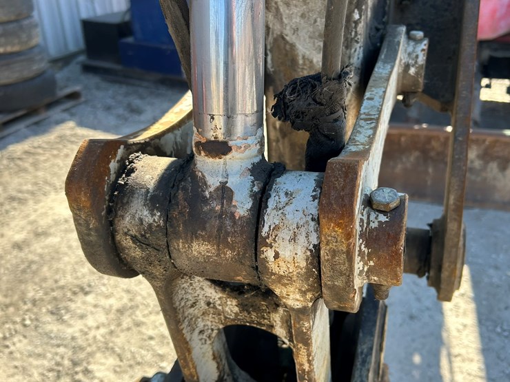 takeuchi-tb180fr-image-20