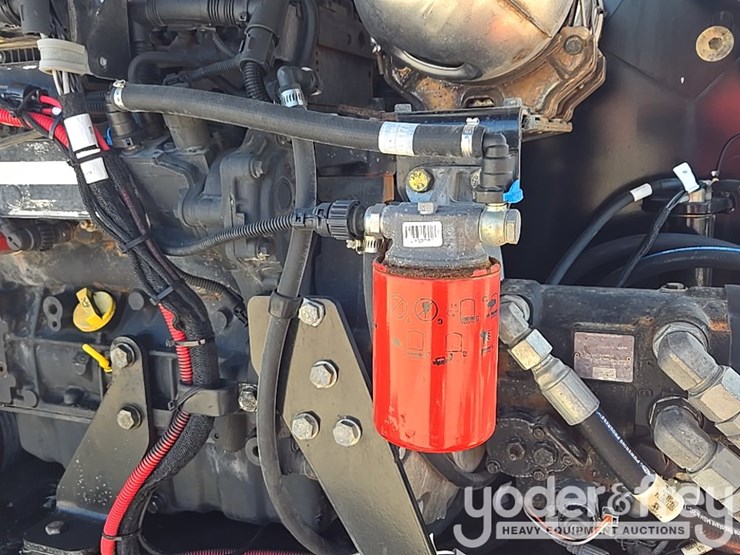 2017-jlg-600aj-image-58