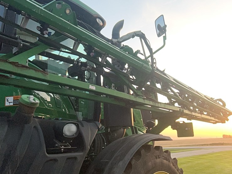 2014-john-deere-r4030-image-178
