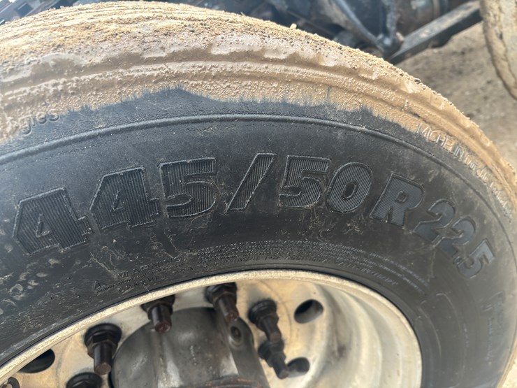 2016-freightliner-cascadia-113-image-78