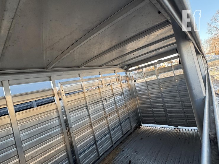 2012-featherlite-16-ft-image-10