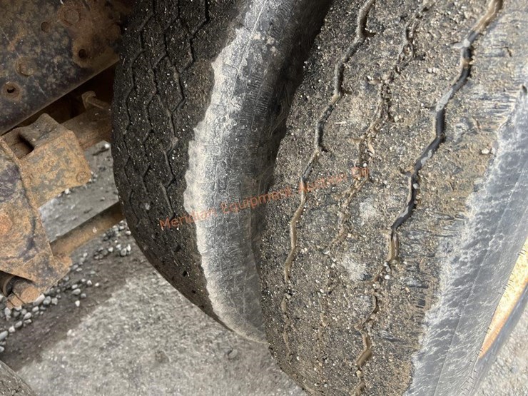 1984-international-s2500-image-19