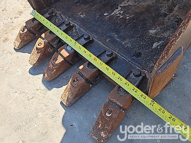 2013-bobcat-e42-image-21