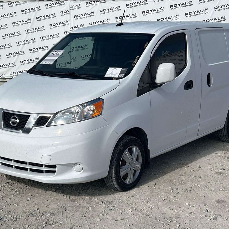 2018 NISSAN NV200