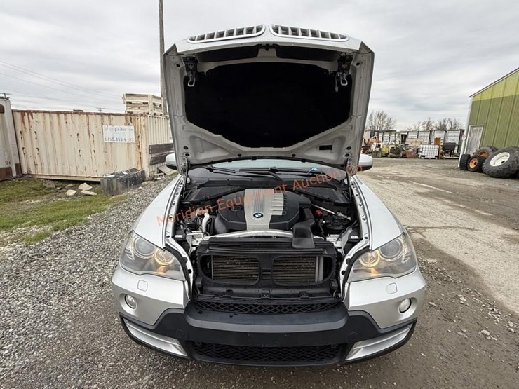 2010-bmw-x5-image-11