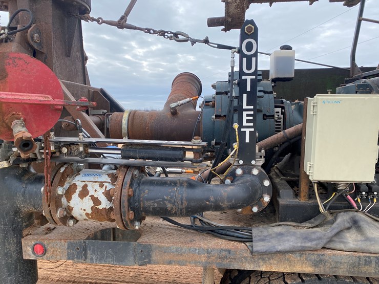 #400-•-1988-freightliner-boom-pump-truck-(has-wi-title)-(arpin,-wi)-image-39