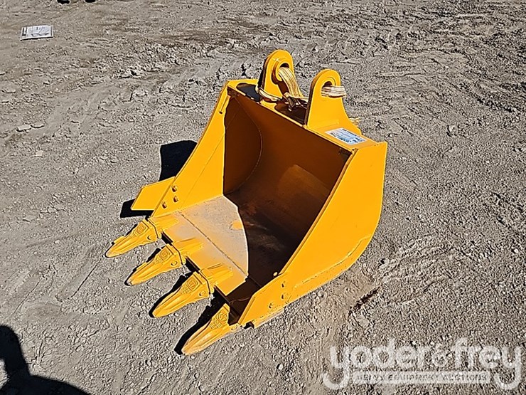 caterpillar-305-image-1