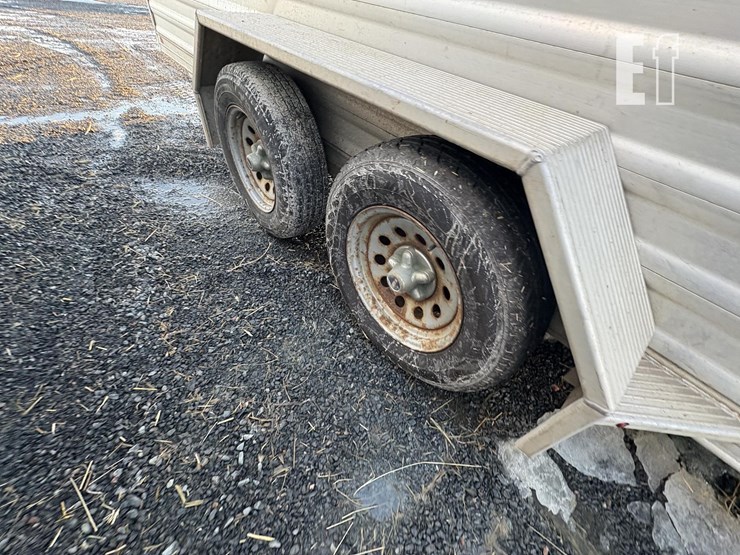 2012-featherlite-16-ft-image-8