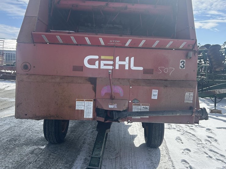 2024-gehl-980-image-2