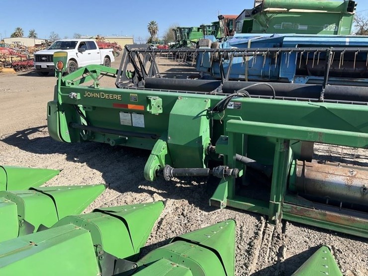 john-deere-925d-image-11