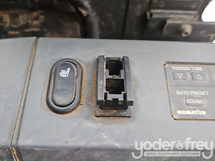 2019-komatsu-pc228us-lc-image-46