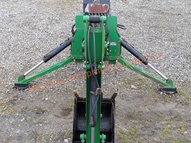 john-deere-8b-image-21