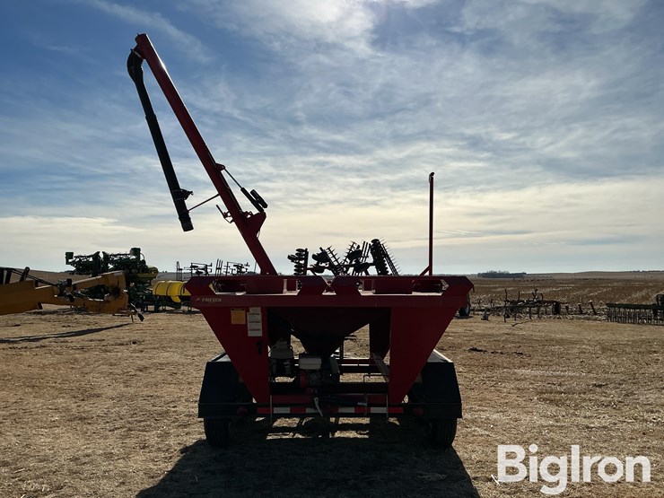 friesen-4-box-seed-tender-image-6