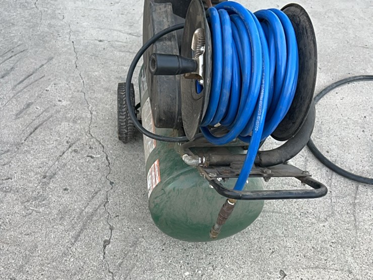 farmhand-air-compressor,-5-hp,-used-little,-has-hose-and-reel-self-contained.-image-10