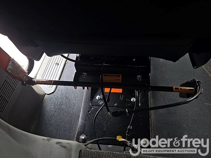 2019-peterbilt-579-image-107