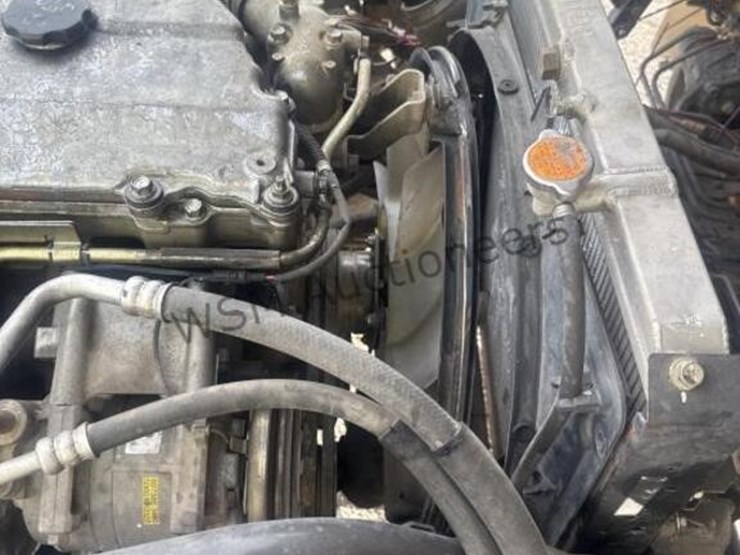 2007-isuzu-nrr-image-21