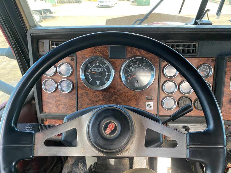 2000-kenworth-t800-image-41