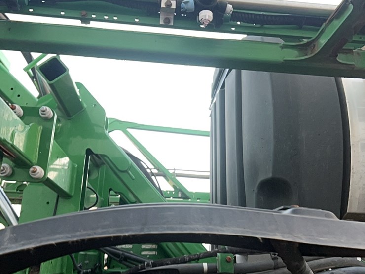 2014-john-deere-r4030-image-135