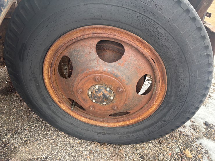 #2255-•-1941-chevrolet-flatbed-dump-truck-image-61