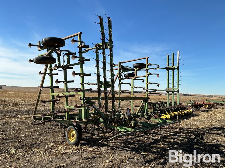 john-deere-1000-image-7