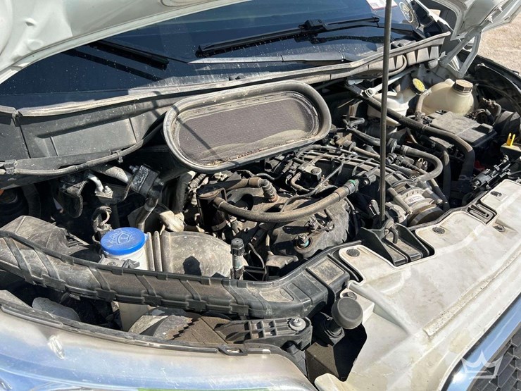 2021-ford-transit-image-10