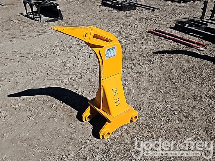 caterpillar-307-image-1