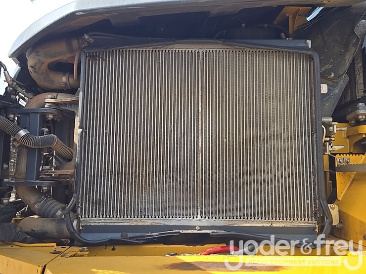 2018-deere-460e-image-51