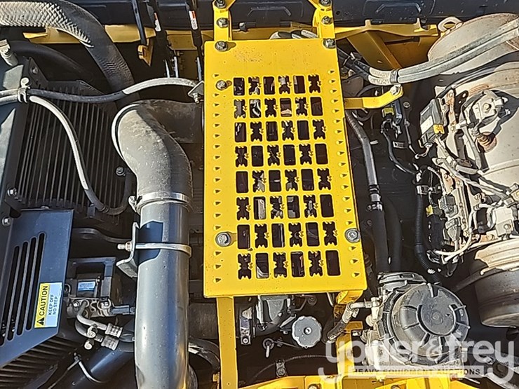 2017-komatsu-pc360-lc-11-image-40