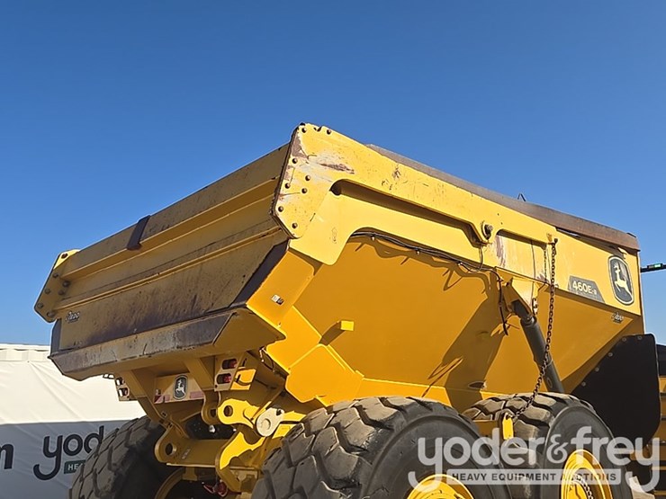 2021-deere-460e-image-10