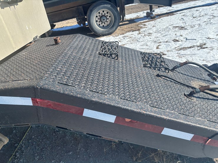 #2292-•-1991-cornhusker-pup-trailer-image-12